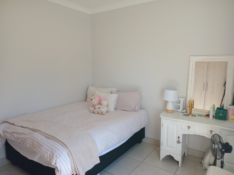 To Let 3 Bedroom Property for Rent in Kraaibosch Western Cape